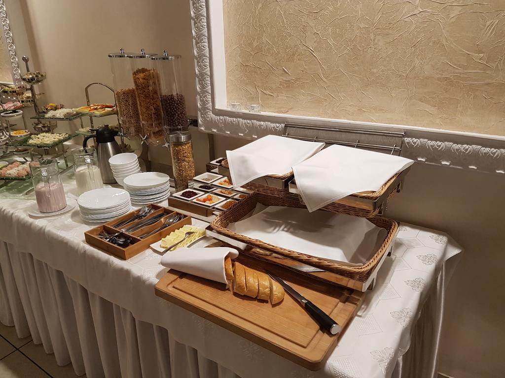 Porosły Belweder 아파트 호텔 외부 사진